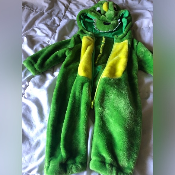 Dragon Costume Sz 6-12m - Picture 3 of 3